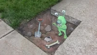 12 Street Art Kreatif yang Bikin Benda Biasa Terlihat Hidup