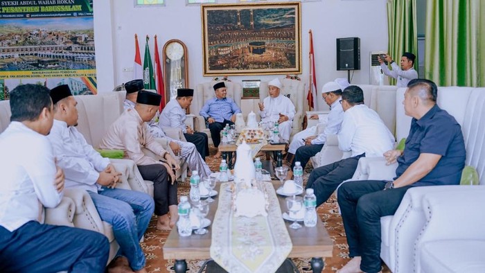 Walkot Pekanbaru Ajak Ulama & Santri Doakan RI Terbebas dari Karhutla