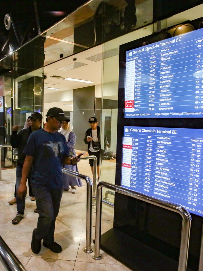 Abu Vulkanik Mengancam Penerbangan, Bandara Soekarno-Hatta Tutup Sementara