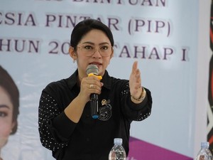 Anggota DPR RI Eva Masuk Desil 4-Diduga Terima Bansos Punya Harta Rp 3,5 M