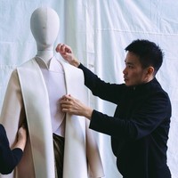Dikenal Idealis, Desainer Auguste Soesastro Mulai Coba AI untuk Riset Fashion