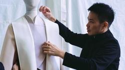 Dikenal Idealis, Desainer Auguste Soesastro Mulai Coba AI untuk Riset Fashion