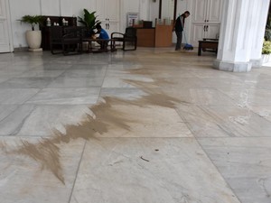Indoor Pun Tetap Perlu Waspada, Dokter Paru Ungkap Cara Lindungi Diri dari Debu Vulkanik