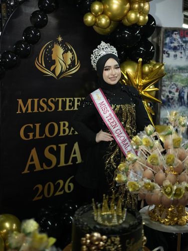 Dari membantu kedai roti canai keluarga sejak kecil, Qistina Antasya kini sukses berprestasi dan meraih mahkota Miss Teen Global Asia 2026.