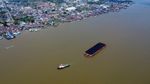 Debit Sungai Mahakam Menyusut, Muatan Tongkang Batu Bara Dibatasi 5.500 Ton