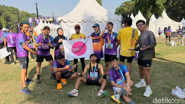 Detikcom Runners Detikcom Runners ikut serta mengikuti event lari kategori 10K dan Half Marathon di Amartha 10X Run 2026, Minggu (6/9/2026).