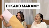 Wishlist Unlocked! Food Vlogger Farida Nurhan Dikadoin Makam oleh Anak