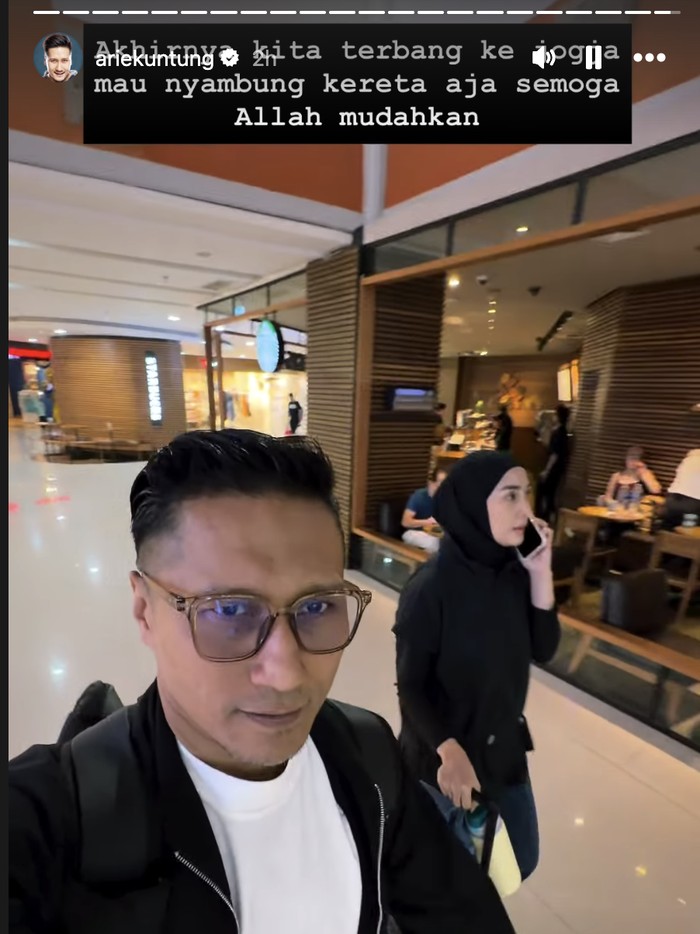 Fenita Arie dan Arie Untung