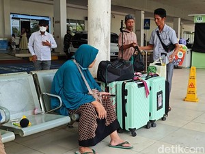 Erupsi Anak Krakatau Hambat Kepulangan, Beberapa Jemaah Umrah Terlantar di Saudi