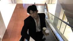 5 Potret Jing Boran, Si Luke The Early Spring yang Lagi Jadi Idola