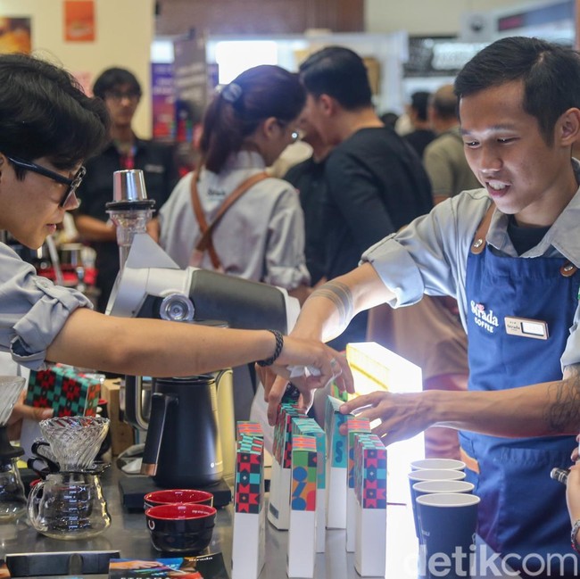 Menyesap Sambil Berburu Kopi Terbaik di Akhir Pekan