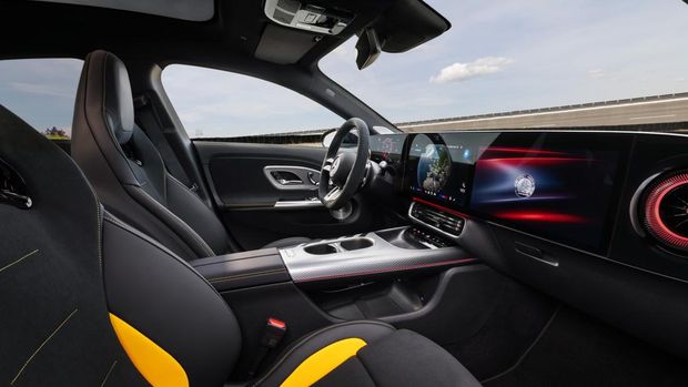 Mercedes-AMG CLA 45 mobil listrik performa tinggi dari Mercedes-Benz