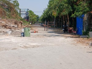 Pagar Pembatas Pemkab-Kejari Gresik Raib, Ketemu di Pengepul Besi Tua