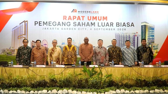 RUPSLB PT Modernland Realty Tbk yang  dihadiri oleh para pemegang saham serta jajaran Dewan Komisaris dan Direksi PT Modernland Realty Tbk.