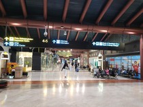 Update Dampak Erupsi Anak Krakatau Senin Pagi: 6 Bandara Masih Ditutup