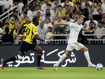 Al Nassr Ditekuk Al Ittihad, Aksi Ronaldo Intip Taktik Jadi Bahan Ejekan