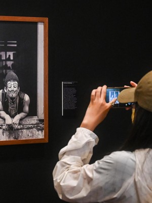 Wayang Topeng Malangan dan Kisah Para Penjaga Tradisi dalam Bingkai Foto
