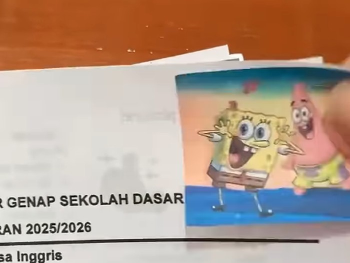 Aksi guru Gen Z Indonesia viral disorot @9gag usai menutup nilai ujian siswa pakai meme Spongebob. Metode unik ini dipuji netizen global karena menghibur.