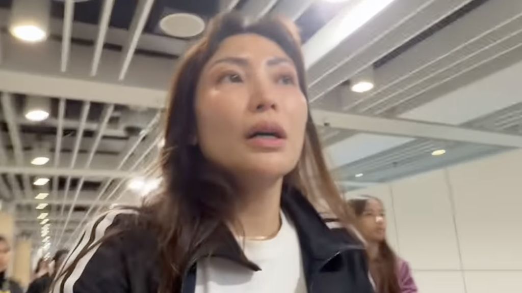 Lika-liku Ayu Dewi dari Bangkok ke Jakarta Imbas Erupsi Anak Krakatau