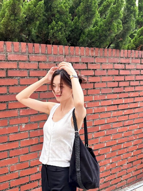 Baek Jin Hee