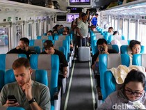 Bandara Ditutup Imbas Abu Vulkanik, KAI Tambah Perjalanan Kereta dari Jakarta