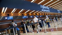 Media Asing: Jakarta Dilanda Abu Vulkanik, Turis Masih Aman ke Bali