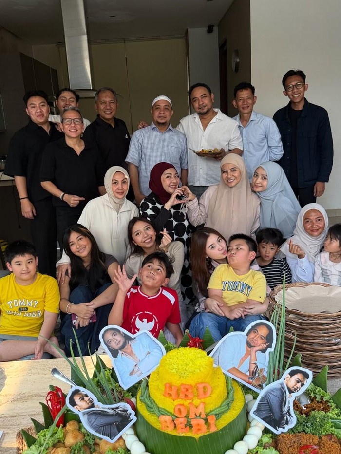 Bebi Romeo ulang tahun