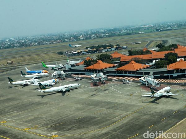 Biasanya Sibuk, Bandara Soetta Kini Lengang akibat Abu Anak Krakatau