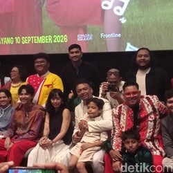 Film Musikal Iyus Jenius Hadirkan Kembali Lagu-lagu Ikonik Papa T Bob