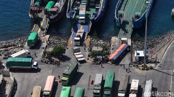 Gambar udara dermaga LCM di Pelabuhan ASDP Ketapang Banyuwangi yang tengah alami kerusakan.