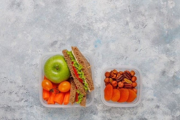 Ilustrasi Bekal Buah