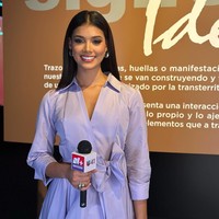 Selain mengajar, Joheirry juga memiliki pengalaman di dunia media. Ia menjadi koresponden untuk program Ventana a Quisqueya di Univision New York. Dalam peran tersebut, ia meliput budaya Dominika, isu sosial, serta cerita mengenai komunitas. (Foto: Instagram/@joheirry_mola)