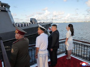 Kim Jong Un Bertekad Bangun Angkatan Laut Bersenjata Nuklir