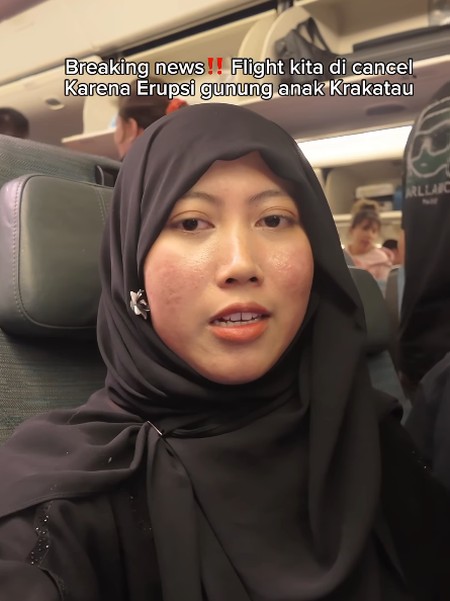 Viral Kisah Wanita Lampung Tertahan di Hong Kong Imbas Erupsi Anak Krakatau