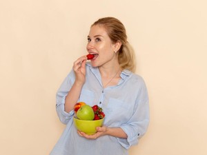 Lapar Sore Hari? Ini 4 Tips Memilih Camilan yang Lebih Seimbang