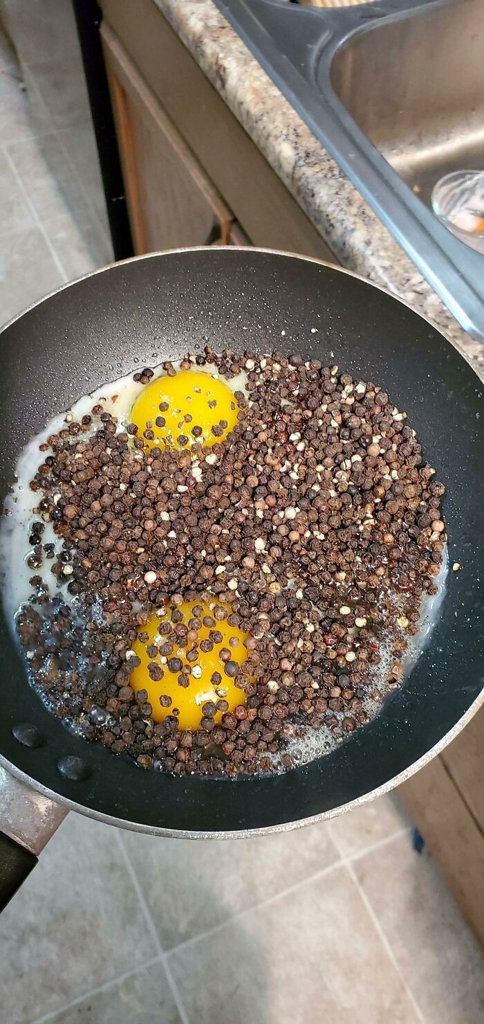 Mirip Kapal Pecah! Begini Potret Saat Netizen Gagal Masak di Dapur