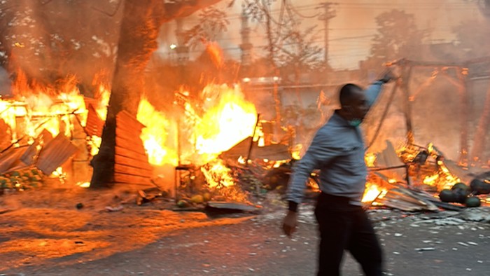 Pasar Kayen terbakar sore ini, Senin (7/9/2026). (Foto : Dok Warga Tegar).