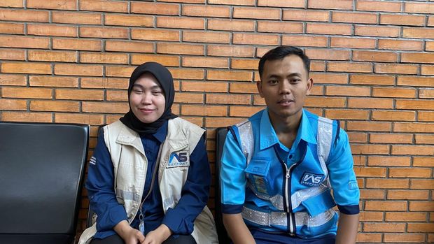 Pekerja Kebersihan Bandara Soetta