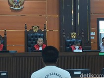 2 Bulan Ditahan, Yogi Terdakwa Penyewaan Starlink di Mentawai Dapat Penangguhan