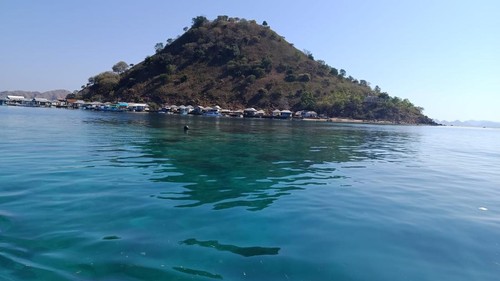 Pulau Kukusan di Desa Pasir Panjang, Kecamatan Komodo, Labuan Bajo, Manggarai Barat, NTT, Selasa (1/9/2026) (Ambrosius Ardin/detikBali)