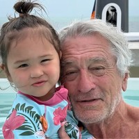 Punya Anak Balita di Usia 83 Tahun, Robert De Niro Pamer Foto Jadi Ayah