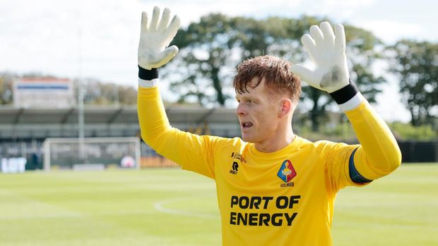 Ronald Koeman Jr VELSEN, NETHERLANDS - SEPTEMBER 6: Ronald Koeman Jr of Telstar celebrates the draw after scoring 2 penalties during the Dutch Eredivisie match between Telstar v SC Cambuur at the 711 Stadion on September 6, 2026 in Velsen Netherlands (Photo by Roy Lazet/Soccrates/Getty Images)