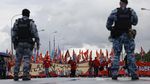 Salib dan Ikon Suci Warnai Prosesi Umat Ortodoks di Moskow