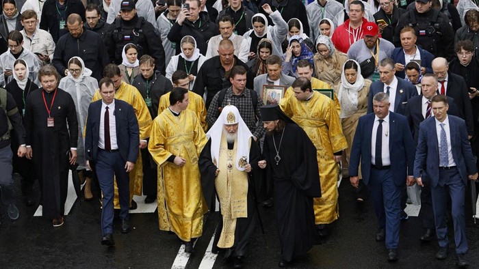 Patriarch Kirill of Moscow and All Russia leads a citywide procession marking the Feast of the Moscow Saints, in Moscow, Russia, September 6, 2026. REUTERS/Yulia Morozova
