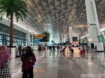 4 Bandara Masih Ditutup hingga Jam 6 Sore Imbas Erupsi Anak Krakatau