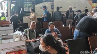 Soetta Tutup Imbas Abu Vulkanik, Penumpang Dialihkan ke Bandara Alternatif