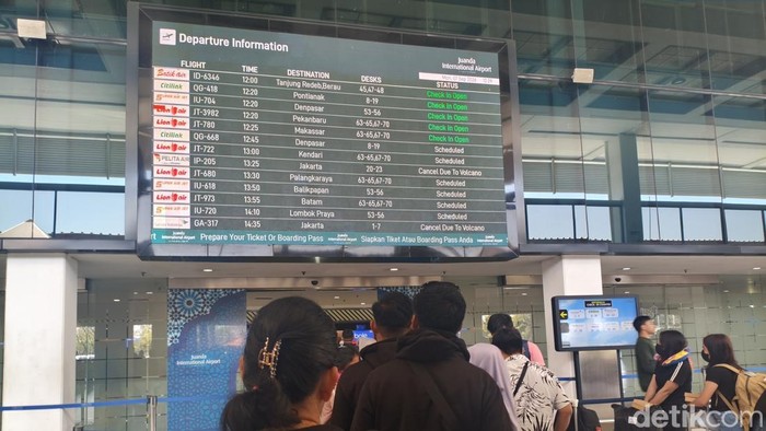 Suasana di Bandara Juanda