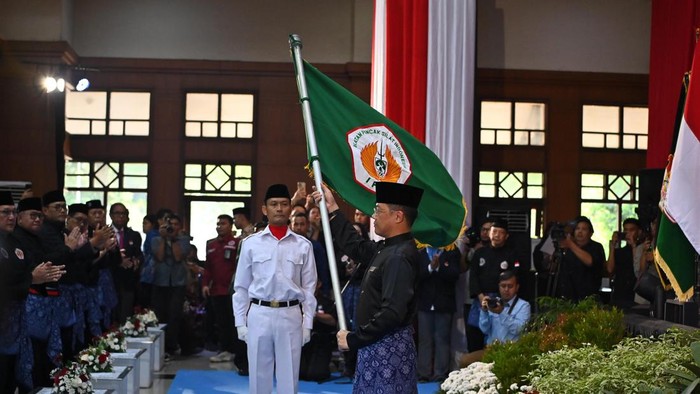 Sugiono resmi dilantik menjadi menjadi Ketua Umum Pengurus Besar Ikatan Pencak Silat Indonesia (PB IPSI) masa bakti 20262030.