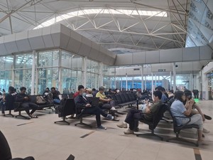 Kabut Asap Pekat Kembali Ganggu Penerbangan Jambi, 2 Pesawat Gagal Landing