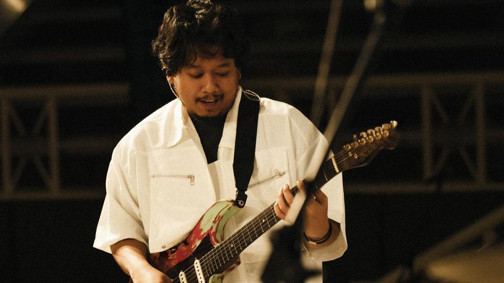 Sosok Didin Marlin, Musisi di Balik Sentuhan Gitar Lagu Populer Nadin Amizah